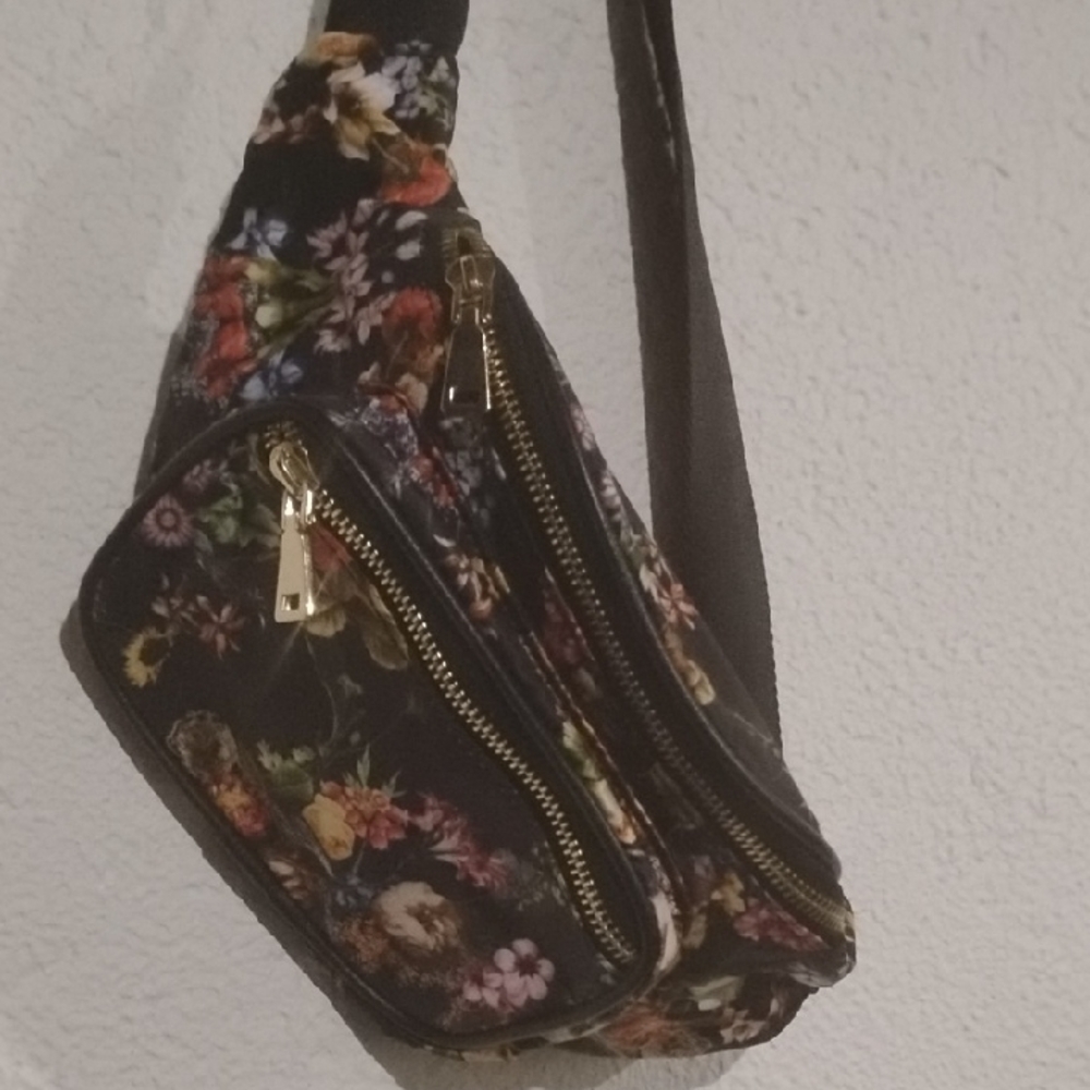 INC Women's Floral Black Belt Bag - Picture 2 of 9